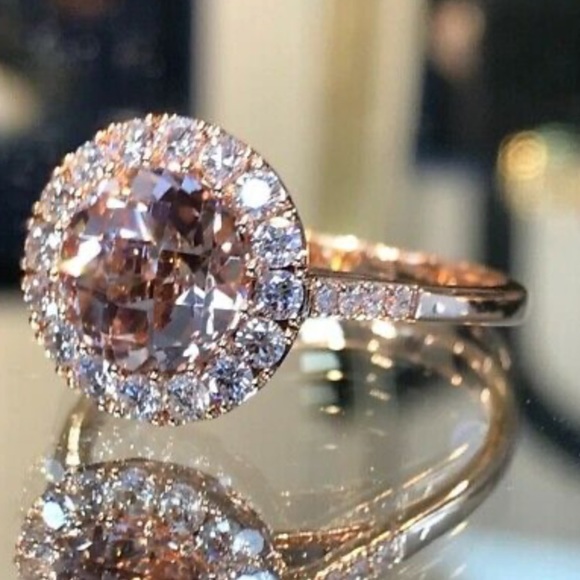 Jewelry - New 18k rose gold plated diamond stone ring